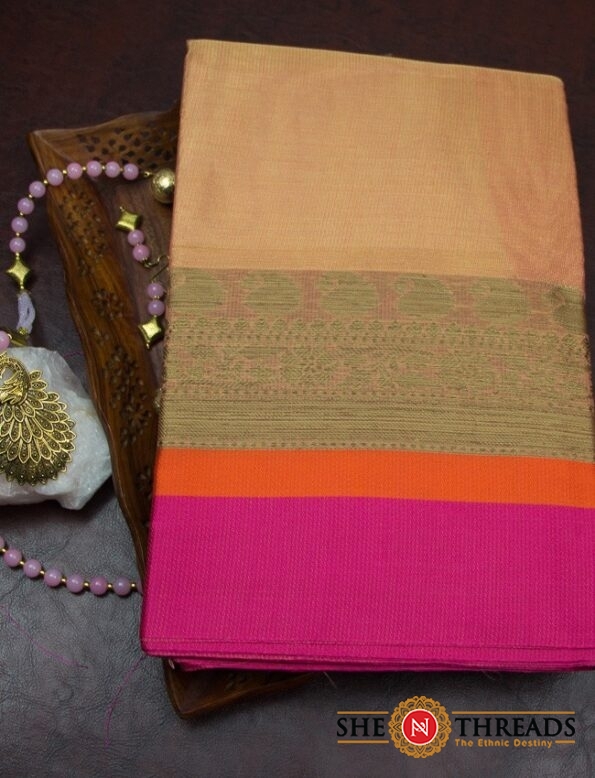 Banarasi-Tissue-Gold-02