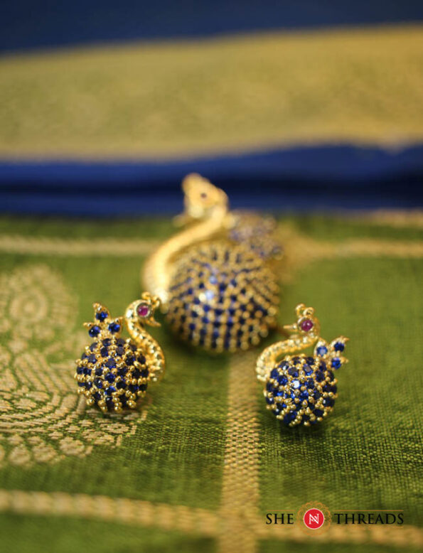 Peacock-Blue-Set-03