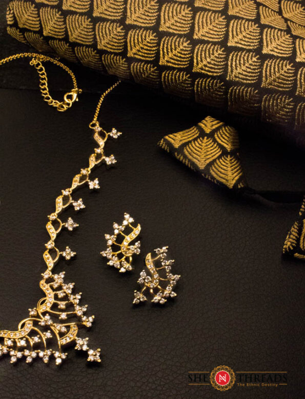 White-Stone-Necklace-01