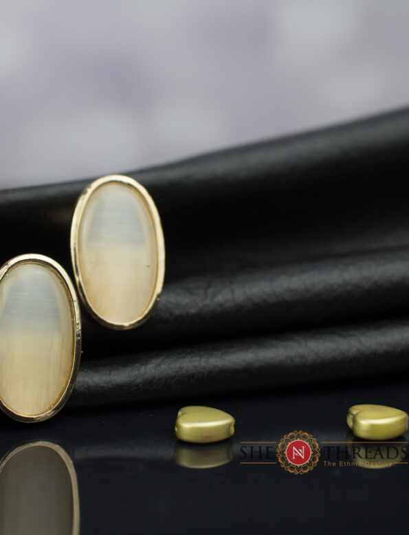 Faux-Pearl-and-Gold-Tone-03