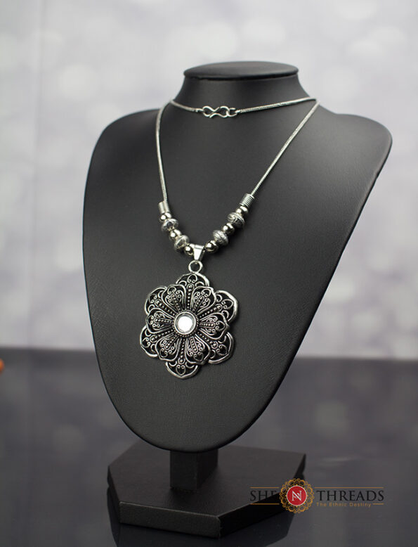 Oxidized-Metal-Jewel-6