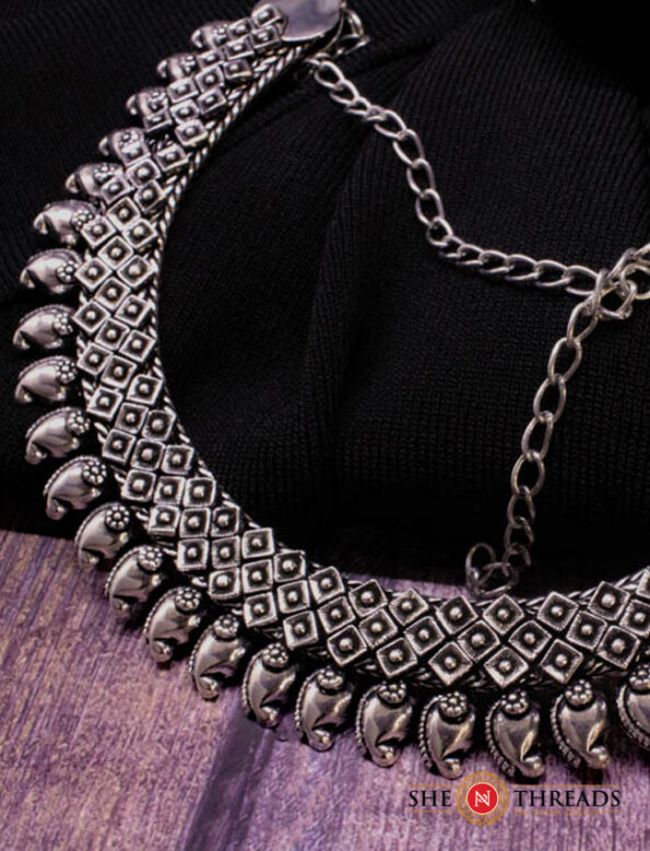 Oxidized-Metal-Necklace-011